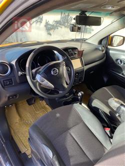 نيسان فيرسا